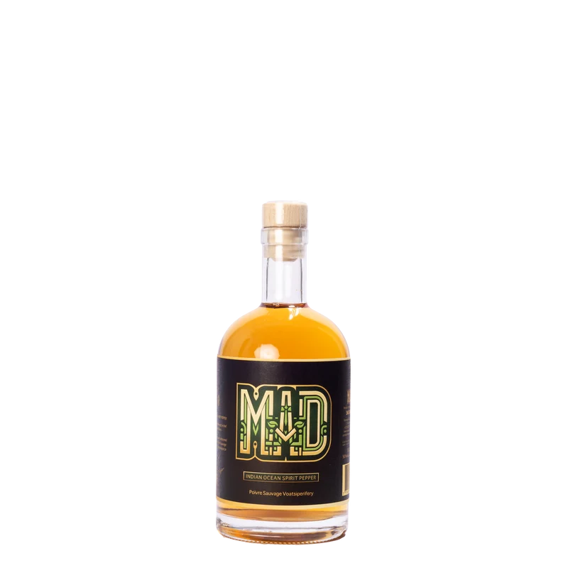 Rhum Épicé au Poivre Voatsiperifery